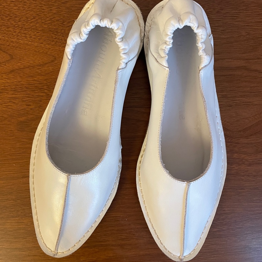 About Arianne Ander White Leather Flats
